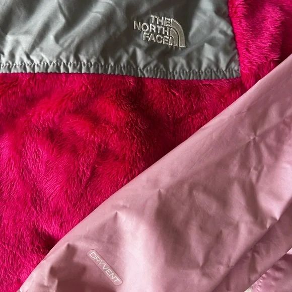 The North Face Pretty Pink Duo! - Picture 4 of 6
